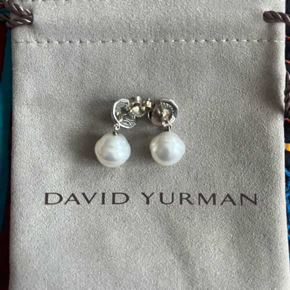 David Yurman Pearl Drop Earrings. - Picture 2 of 3